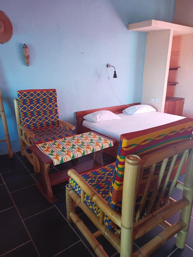 Scorpion Hill Lodge Busua ภายนอก รูปภาพ