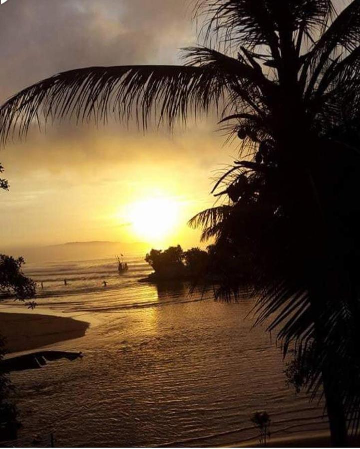 Scorpion Hill Lodge Busua ภายนอก รูปภาพ