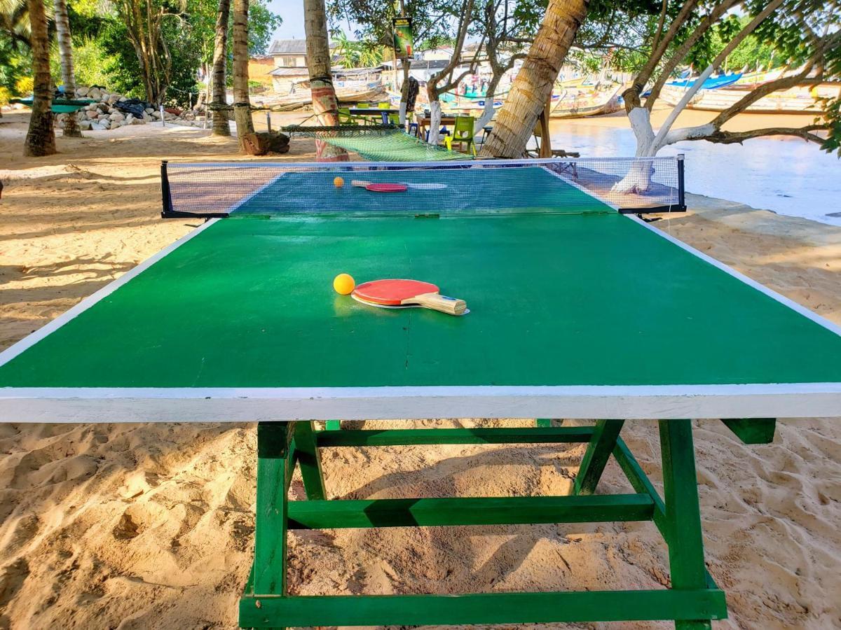 Scorpion Hill Lodge Busua ภายนอก รูปภาพ