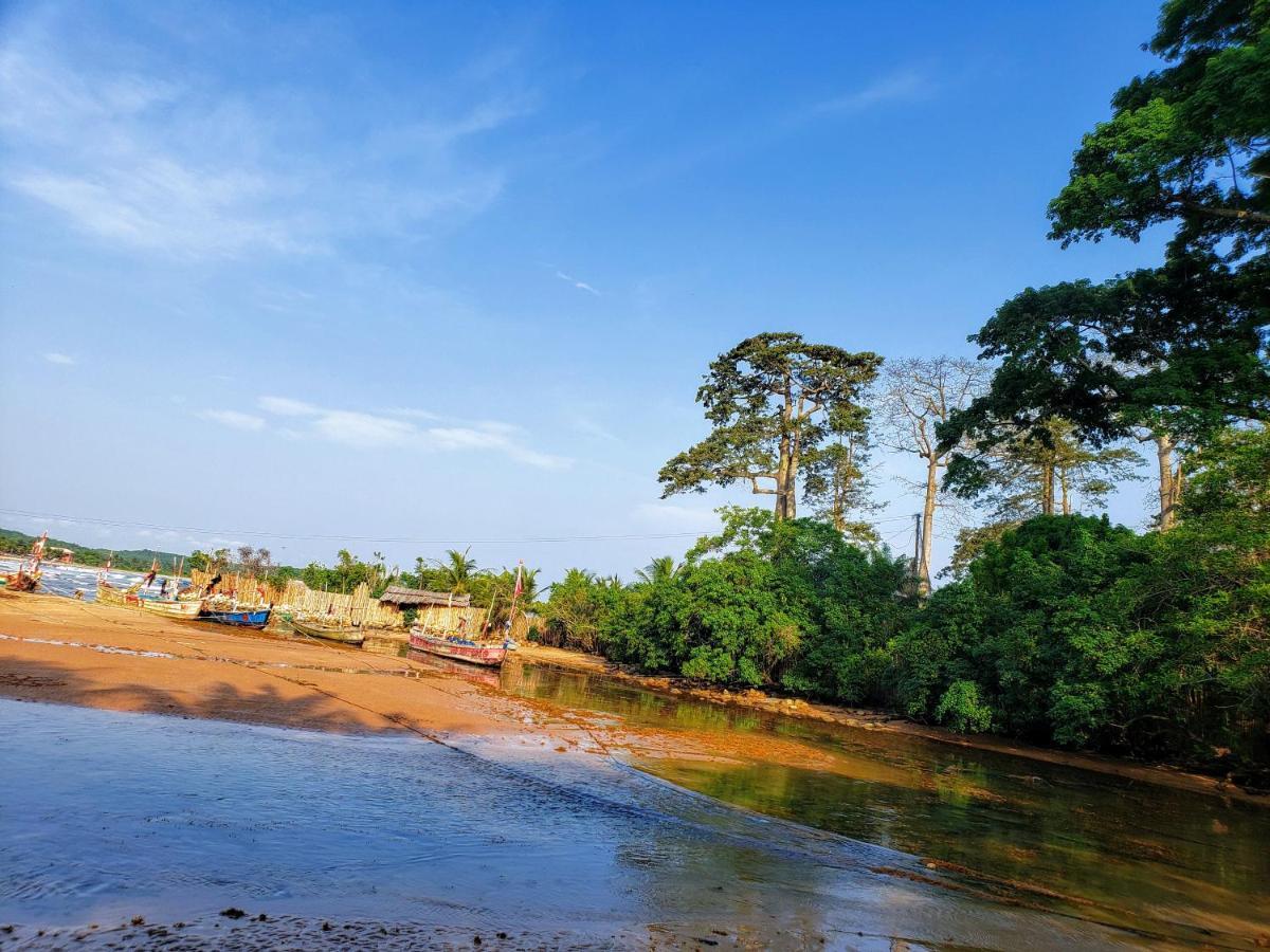 Scorpion Hill Lodge Busua ภายนอก รูปภาพ